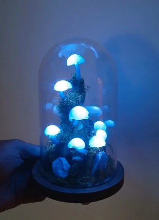 Champignon lumineux sur leur branche ton bleu, marque: Lumineux, état: Très bon état, 15,00 €, 16,45 € Protection acheteurs incluse