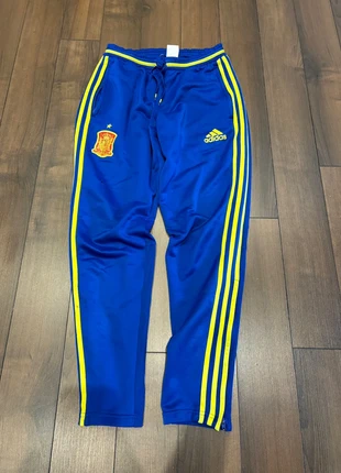 Jogging bleu adidas foot, marque: adidas, état: Très bon état, taille: S, 4,00 €, 4,90 € Protection acheteurs incluse