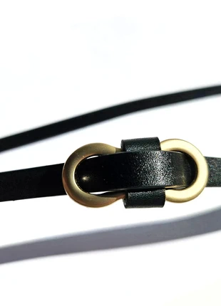 Ceinture fine cuir noire, marque: sans marque, état: Très bon état, taille: Ajustable, 9,60 €, 10,78 € Protection acheteurs (Pro) incluse