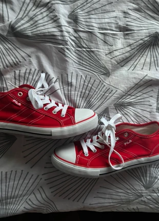 Baskets FILA – Rouges – Taille 42 – Neuves !, brand: FILA, condition: New without tags, size: 42, €12.00, €13.30 includes Buyer Protection