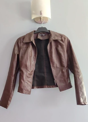 Casaco de napa, brand: Shein, condizioni: Nuovo senza cartellino, taglia: XS / IT 38 / EU 34, €4.00, €4.90 include la Protezione acquisti