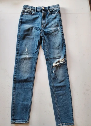 Jeans 👖, marke: Stradivarius, zustand: Sehr gut, größe: M / 38 / 10, 5,00 €, 5,95 € inklusive Vinted-Käuferschutz