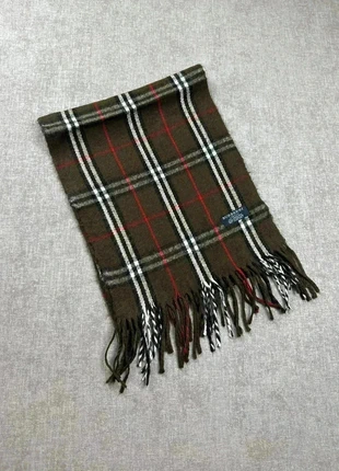 Écharpe Burberry marron, marque: Burberry, état: Très bon état, 55,00 €, 58,45 € Protection acheteurs (Pro) incluse