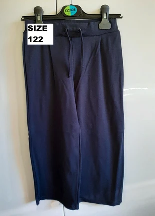 Name It Culotte tot op de enkels / loosefit lange broek, wideleg maat 122, marque: Name It, état: Très bon état, taille: 7 ans / 122 cm, 8,00 €, 9,10 € Protection acheteurs incluse