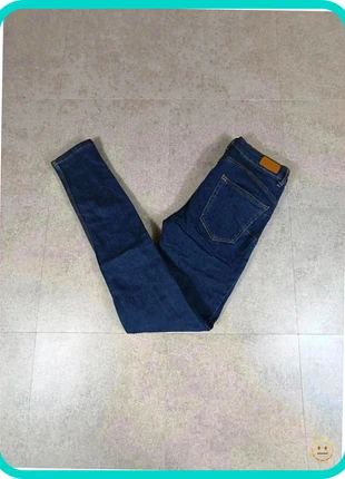 Jeans skinny femme Kiabi bleu - taille 34 / 30L - très bon état, marque: Kiabi, état: Très bon état, taille: XS / 34 / 6, 2,00 €, 2,80 € Protection acheteurs incluse