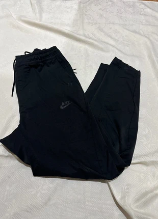 Nike, pantalone sportivo, marke: Nike, zustand: Sehr gut, größe: S, 16,00 €, 17,50 € inklusive Vinted-Käuferschutz