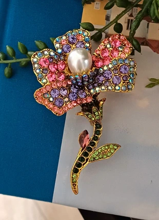 Fleur, marque: Fashion, état: Très bon état, 4,00 €, 4,90 € Protection acheteurs incluse