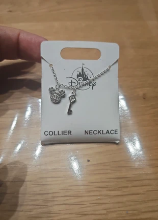 Collier disney, brand: Disneyland Paris, condizioni: Nuovo con cartellino, €10.00, €11.20 include la Protezione acquisti