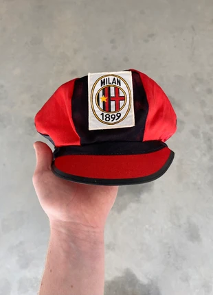 Vintage AC Milan 80s Cap, merk: Vintage, staat: Heel goed, maat: Universele maat, € 12,95, € 14,30 inclusief Kopersbescherming Pro