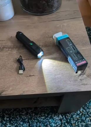 Lampe torche neuve led usb, état: Neuf avec étiquette, 2,50 €, 3,33 € Protection acheteurs incluse