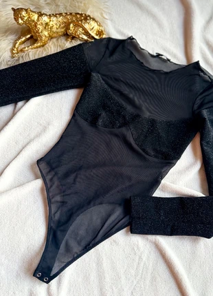Body con transparencias, marque: Bershka, état: Très bon état, taille: XS / 34 / 6, 5,00 €, 5,95 € Protection acheteurs incluse