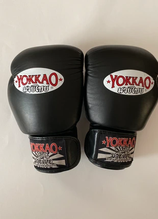 Guantoni Yokkao, brand: Yokkao, condizioni: Ottime, €70.00, €74.20 include la Protezione acquisti