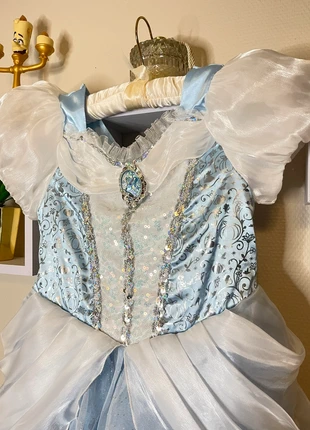 Robe bleu, marca: Disney, estado: Muy bueno, tamaño: 8 años / 128 cm, 35,00 €, 37,45 € Protección al comprador incluida