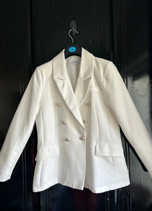 White Double-Breasted Blazer with Gold Buttons size M, but fits also L., brand: WS2, condition: Very good, size: M / 38 / 10, €12.00, €13.30 includes Buyer Protection