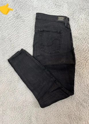 Jean Levi’s Signature 540 Vintage 00s noir charcoal - Mid Rise Skinny - W34L30 (FR44), brand: Levi's, condizioni: Ottime, taglia: IT 44 | W34, €26.60, €28.63 include la Protezione acquisti Pro