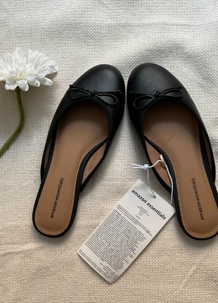 Amazon Essentials Black Flat Mules Ballerinas Size 36. New!, brand: Amazon Essentials, condizioni: Nuovo con cartellino, taglia: 36, €14.00, €15.40 include la Protezione acquisti