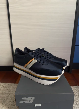 Zapatillas azules de Stradivarius- Talla 39- Nueva con etiquetas, marque: Stradivarius, état: Neuf avec étiquette, taille: 39, 25,00 €, 26,95 € Protection acheteurs incluse