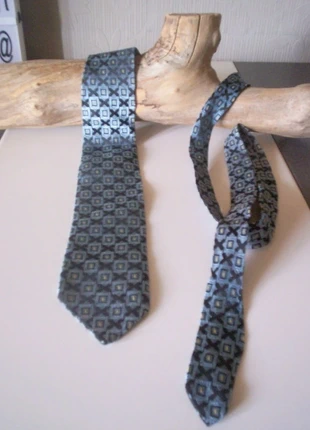 Vintage Schlips Kravatte Creation Blau/Grau, marque: Création, état: Très bon état, 1,99 €, 2,79 € Protection acheteurs incluse