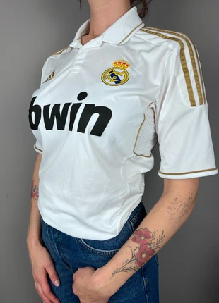 Maillot Adidas domicile Real Madrid 2011/2012 S AA 259, marque: adidas, état: Très bon état, taille: S, 40,00 €, 42,70 € Protection acheteurs (Pro) incluse