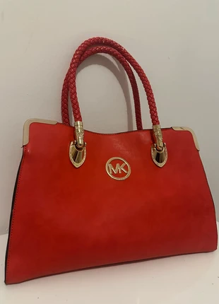 grand sac à main michael kors, marque: Michael Kors, état: Bon état, 15,00 €, 16,45 € Protection acheteurs incluse