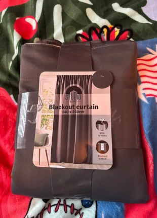 Zaslony zaciemniajace Nowe, marque: Studio Home, état: Neuf avec étiquette, taille: Jusqu'à 149 cm, 5,00 €, 5,95 € Protection acheteurs incluse