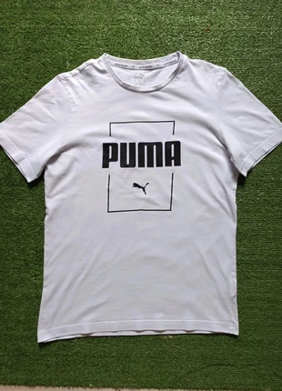 Tee shirt puma blanc avec puma imprimé noir taille S, marque: Puma, état: Très bon état, taille: S, 13,00 €, 14,35 € Protection acheteurs incluse