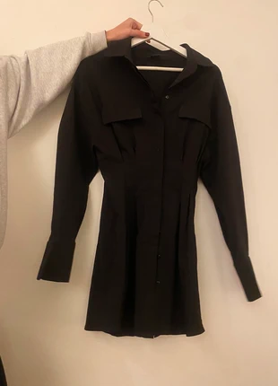 Skjortklänning med knappar, merk: Gina Tricot, staat: Heel goed, maat: XS / 34 / 6, € 10,00, € 11,20 inclusief Kopersbescherming