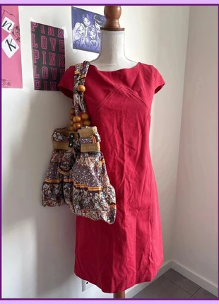 Red vintage dress classy & bold maat 40/42, marque: iBlues, état: Très bon état, taille: L / 40 / 12, 13,00 €, 14,35 € Protection acheteurs incluse