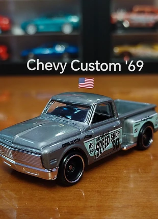 🔥Hotweels🔥 Chevy Custom 🇺🇲, brand: Hot Wheels, condizioni: Nuovo senza cartellino, taglia: Taglia unica, €2.50, €3.33 include la Protezione acquisti