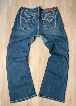 Vintage Y2K Flared Jeans Miss Me | Rock Revival True Religion Style Bootcut Flared Damen low waist, marque: Vintage Dressing, état: Très bon état, taille: L / 40 / 12, 24,99 €, 26,94 € Protection acheteurs incluse