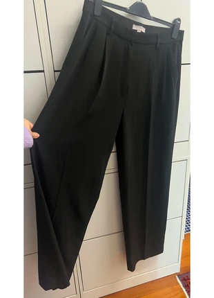 Pantaloni Neri Wide Leg a Palazzo con Pinces, invernale, autunnale, elegante, per ufficio e lavoro, marque: H&M, état: Très bon état, taille: XXL / 44 / 16, 20,00 €, 21,70 € Protection acheteurs incluse