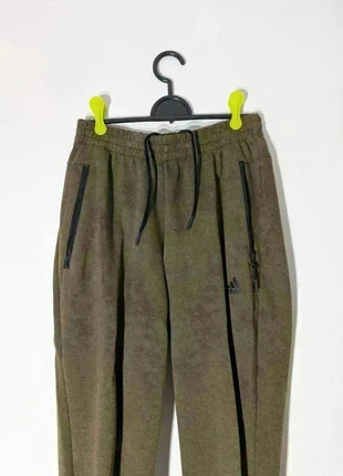 Bas / pantalon de jogging adidas kaki taille M, brand: adidas, condition: Very good, size: M, €16.00, €17.50 includes Buyer Protection