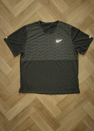 Tee-shirt Nike running division - Taille XL, marca: Nike, estado: Muy bueno, tamaño: XL, 40,00 €, 42,70 € Protección al comprador incluida
