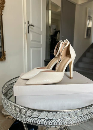 Talons croco blanc taille 38, brand: Zara, condition: Satisfactory, size: 38, €7.00, €8.05 includes Buyer Protection