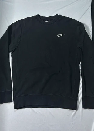 Pull brodé Nike | Taille XS homme, marque: Nike, état: Bon état, taille: XS, 10,00 €, 11,20 € Protection acheteurs incluse