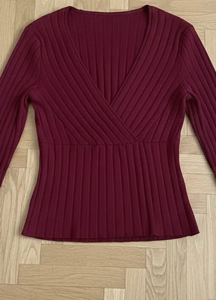 Pull Cache-Cœur Bordeaux Côtelé Manches Évasées – Élégant et Ajusté, merk: Tendance, staat: Heel goed, maat: S / 36 / 8, € 35,90, € 38,40 inclusief Kopersbescherming