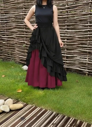 Jupe 236 longue noire et rouge gothique taille s femme victorienne, marque: Maison sterr, état: Très bon état, taille: S / 36 / 8, 38,90 €, 41,55 € Protection acheteurs (Pro) incluse