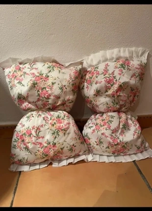 Cojines de lazo con flores, marque: NO LABEL, état: Très bon état, taille: Autre, 9,00 €, 10,15 € Protection acheteurs incluse