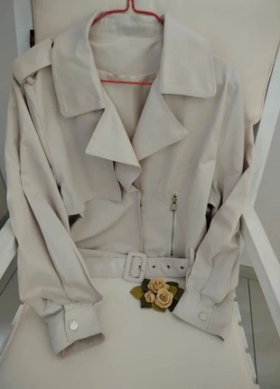 🧥💫Trench M/L con cintura – stile versatile e chic, condizioni: Nuovo senza cartellino, taglia: M / IT 42 / EU 38, €17.00, €18.55 include la Protezione acquisti