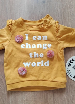 Jolie pull avec pompons et détails, marque: Kiabi, état: Très bon état, taille: 3-6 mois / 62 cm, 1,50 €, 2,28 € Protection acheteurs incluse