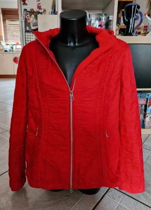 Veste matelassée Betty Barclay rouge taille XL, marque: Betty Barclay, état: Très bon état, taille: XL / 42 / 14, 21,00 €, 22,75 € Protection acheteurs incluse
