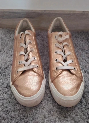 Basket gold rose femme, merk: Cache Cache, staat: Heel goed, maat: 36, € 5,00, € 5,95 inclusief Kopersbescherming