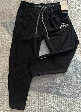 Pantalon Nike Trail Dawn range taille M, marca: Nike, estado: Nuevo con etiquetas, tamaño: M, 55,00 €, 58,45 € Protección al comprador incluida
