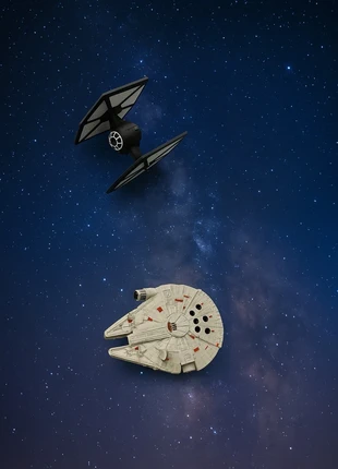 Lot Star vaisseaux Wars – Faucon Millenium + Chasseur TIE – Miniatures, marke: Hasbro, zustand: Gut, größe: Frühchen, bis 44, 15,00 €, 16,45 € inklusive Vinted-Käuferschutz