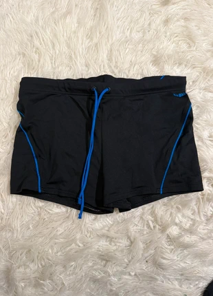 Short de bain noir porté 1 fois taille M, brand: Nabaiji, condition: New without tags, size: M, €2.50, €3.33 includes Buyer Protection