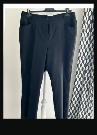 Pantalon noir taille 48, brand: Inconnu, condizioni: Ottime, taglia: 4XL / IT 52 / EU 48, €6.50, €7.53 include la Protezione acquisti Pro