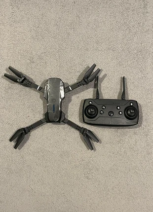 Drone pro noir 4 hélices double caméra neuf, marke: Boutique indépendante, zustand: Neu, mit Etikett, 20,00 €, 21,70 € inklusive Vinted-Käuferschutz