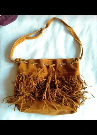 🌲Joli sac à franges couleur caramel, marca: achat vacances, estado: Muito bom, €5.50, €6.48 inclui Proteção do Comprador