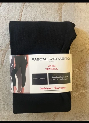 Legging d’hiver, merk: Pascal Morabito, staat: Nieuw met prijskaartje, maat: M / 38 / 10, € 5,00, € 5,95 inclusief Kopersbescherming