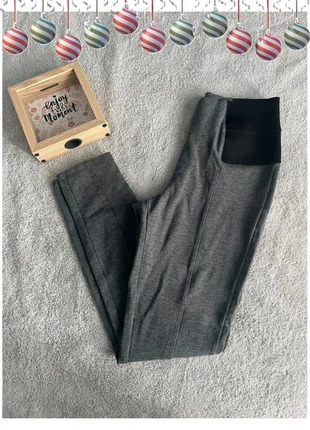 Pantalon moulant gris Esmara M 40/42 taille élastique, merk: Esmara, staat: Heel goed, maat: L / 40 / 12, € 7,60, € 8,68 inclusief Kopersbescherming